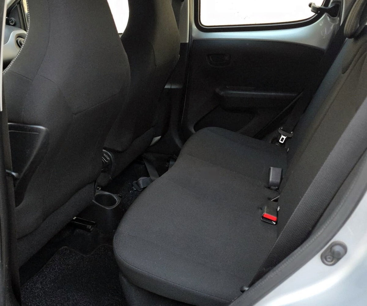 Peugeot 108 72 5 porte Active (12)