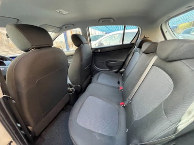 Hyundai i20 1.2 5p. Classic (9)
