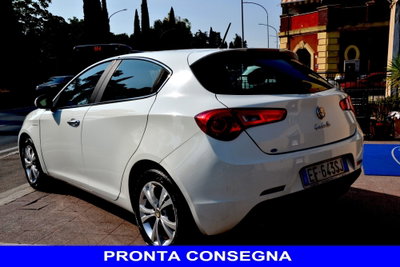 Alfa Romeo Giulietta 1.6 JTDm-2 Distinctive (3)