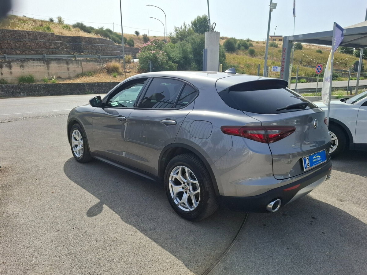 Alfa Romeo Stelvio Stelvio 2.2 Turbodiesel 160 CV AT8 RWD Super Business (3)