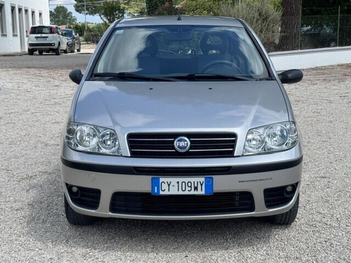 Fiat Punto 1.2 5 porte Active Natural Power (2)