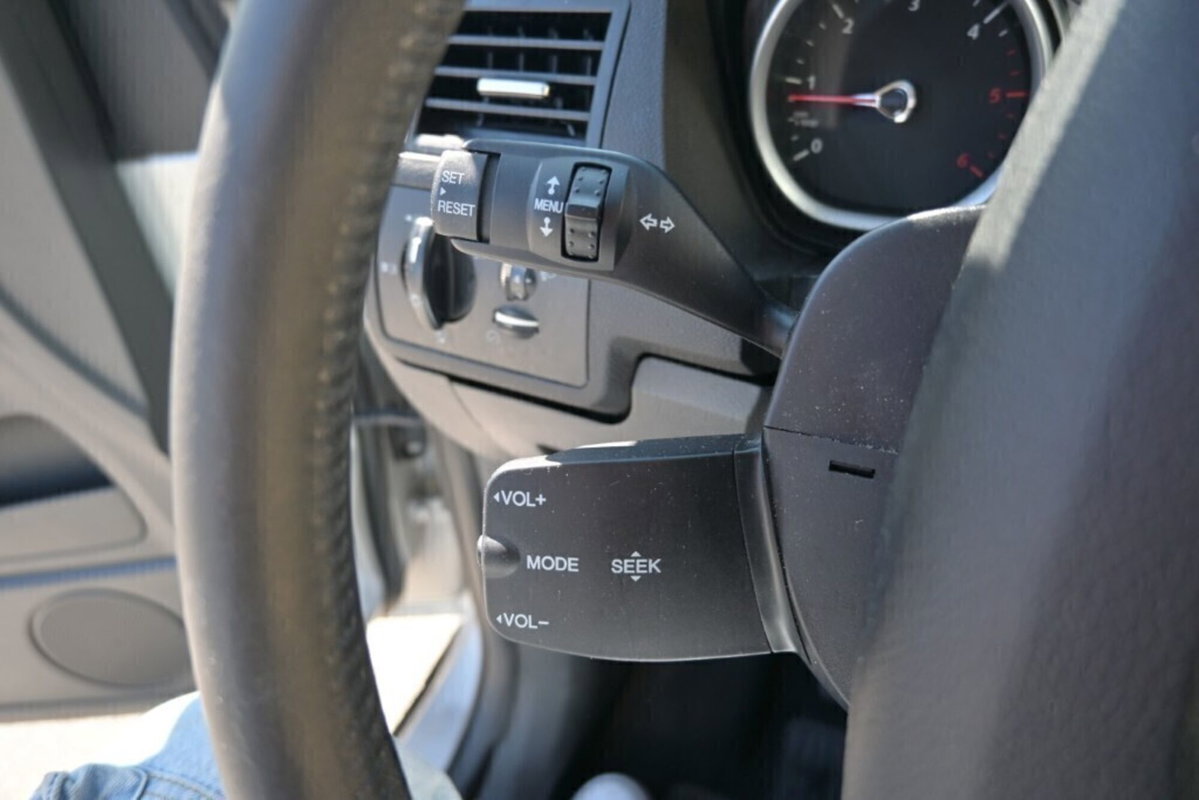 Ford Kuga 2.0 TDCi 136 CV 2WD Titanium DPF (13)