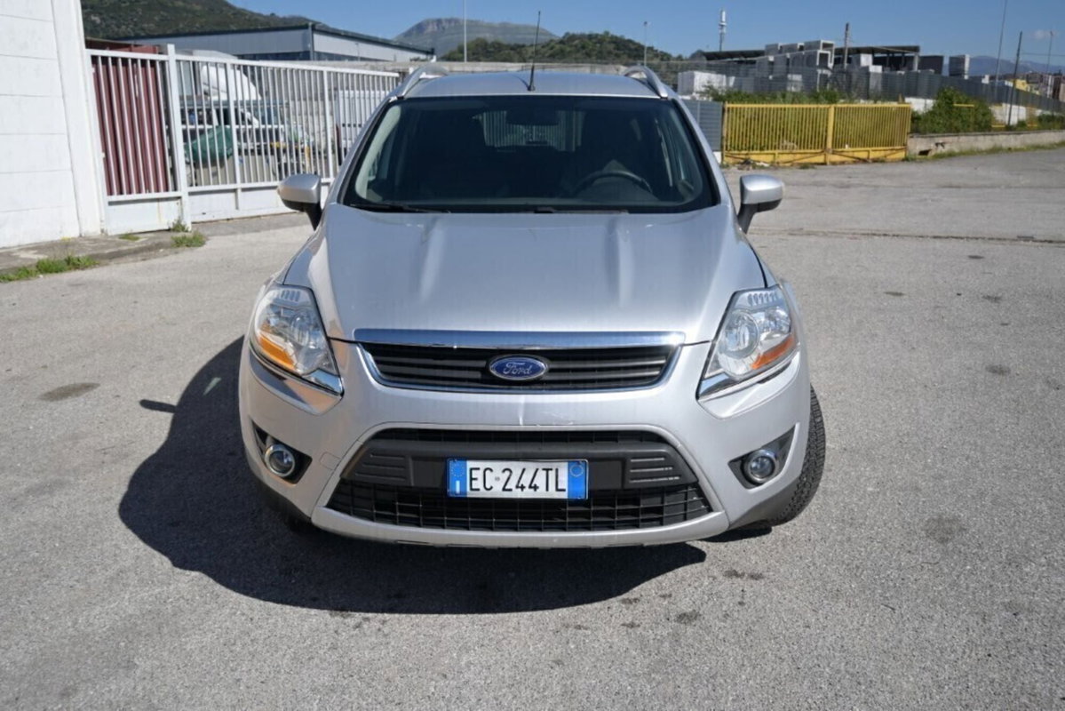 Ford Kuga 2.0 TDCi 136 CV 2WD Titanium DPF (5)