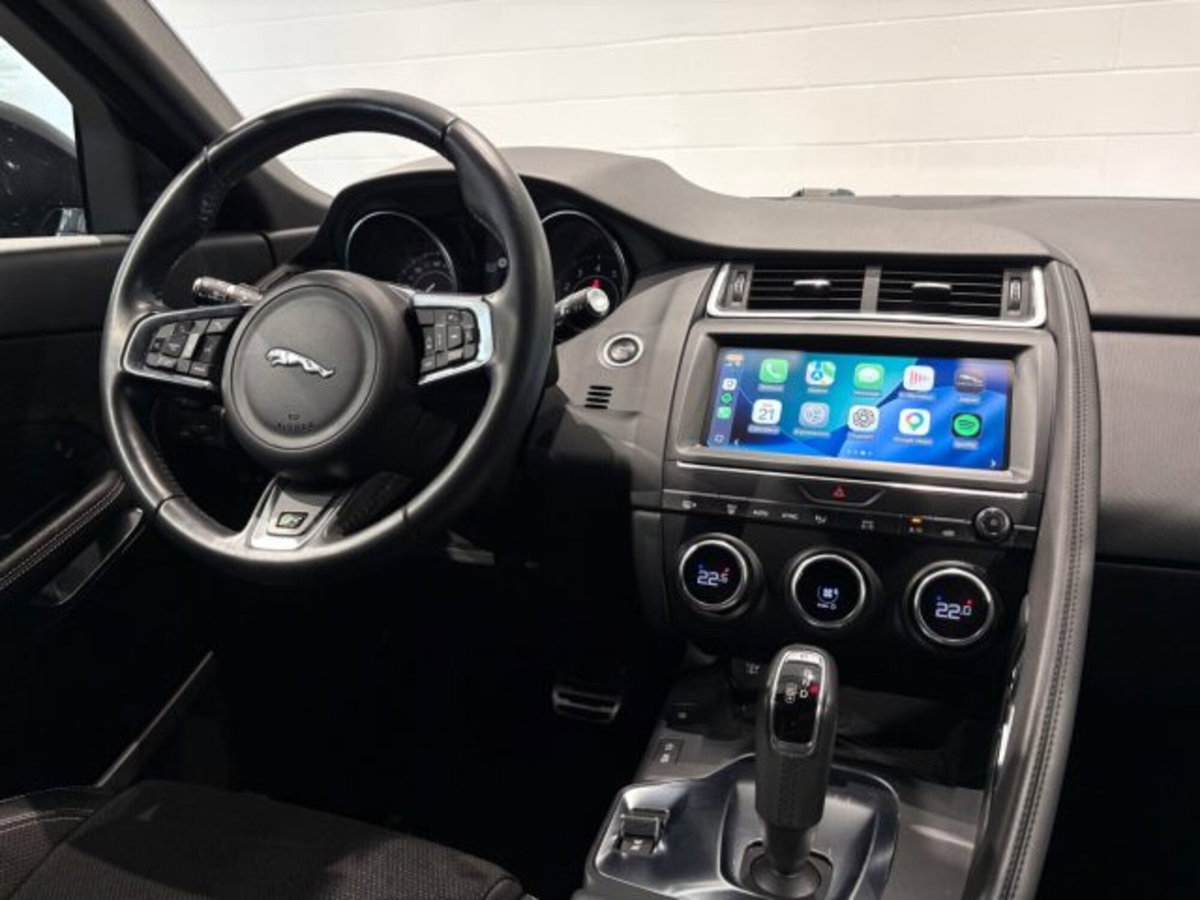 Jaguar E-Pace 2.0 249 CV AWD aut. R-Dynamic HSE (11)