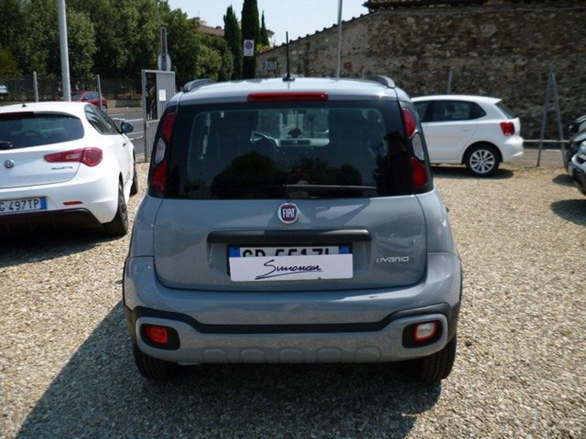Fiat Panda 1.0 FireFly S&S Hybrid City Cross (5)