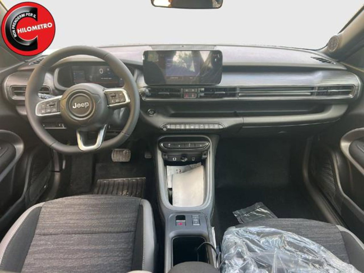 Jeep Avenger 1.2 turbo e-hybrid mhev Longitude fwd 110cv edct6 (10)