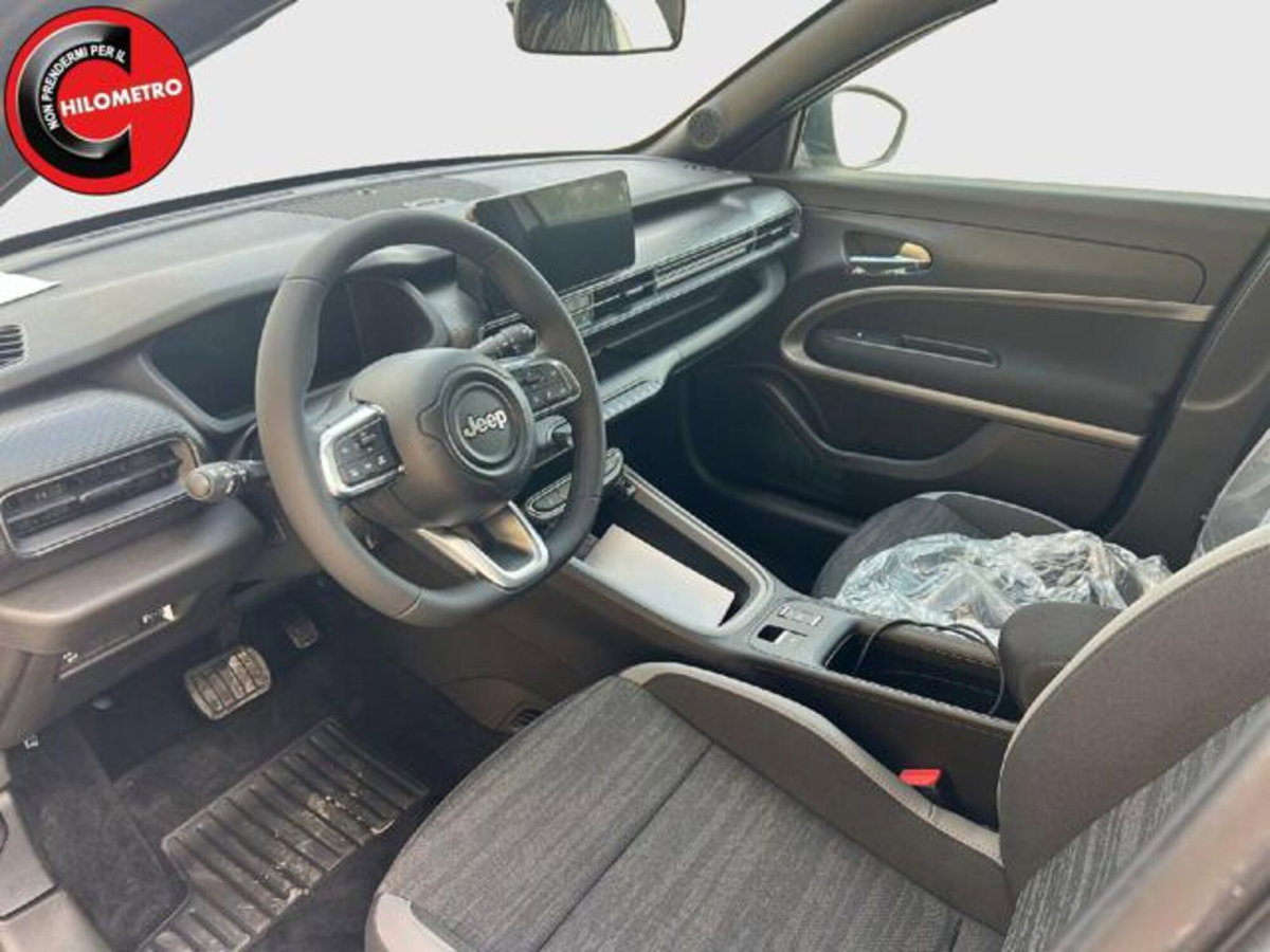 Jeep Avenger 1.2 turbo e-hybrid mhev Longitude fwd 110cv edct6 (7)
