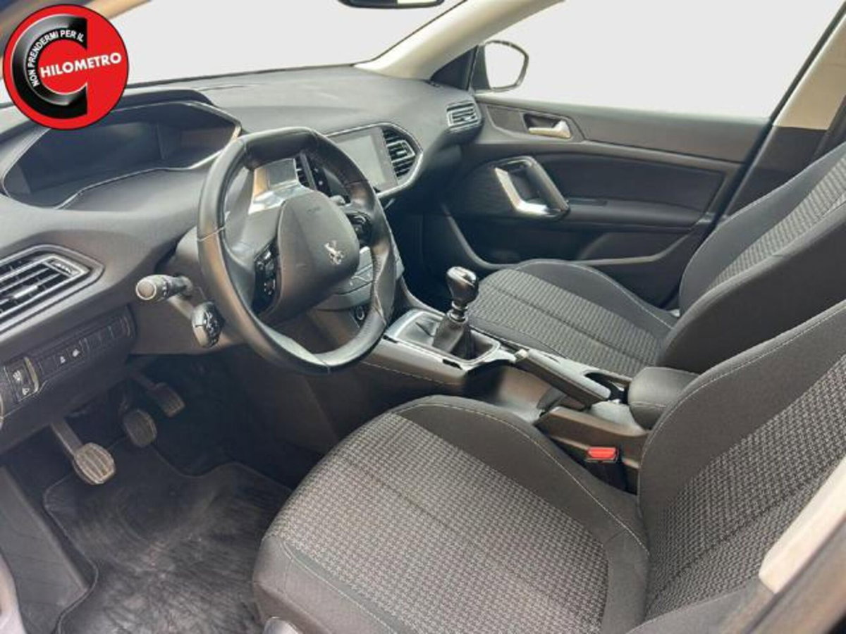 Peugeot 308 SW BlueHDi 130 S&S EAT8 Active Business (7)