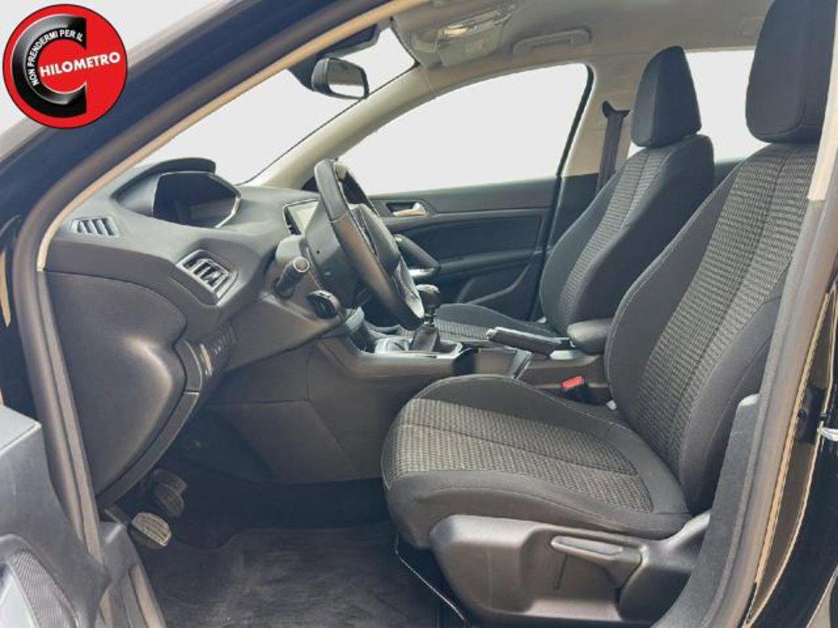 Peugeot 308 SW BlueHDi 130 S&S EAT8 Active Business (8)