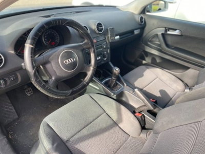 Audi A3 1.9 TDI F.AP. Ambiente (7)
