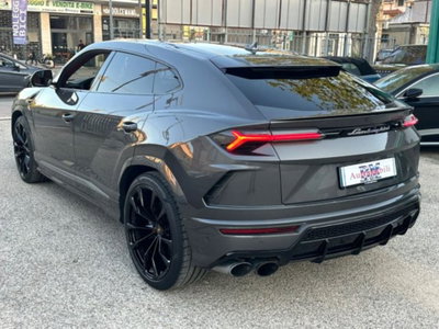 Lamborghini Urus 4.0 (3)