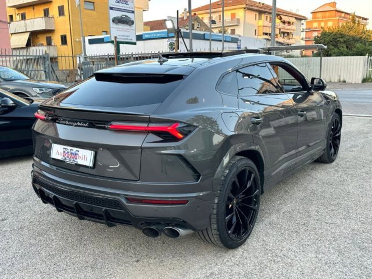 Lamborghini Urus 4.0 (4)