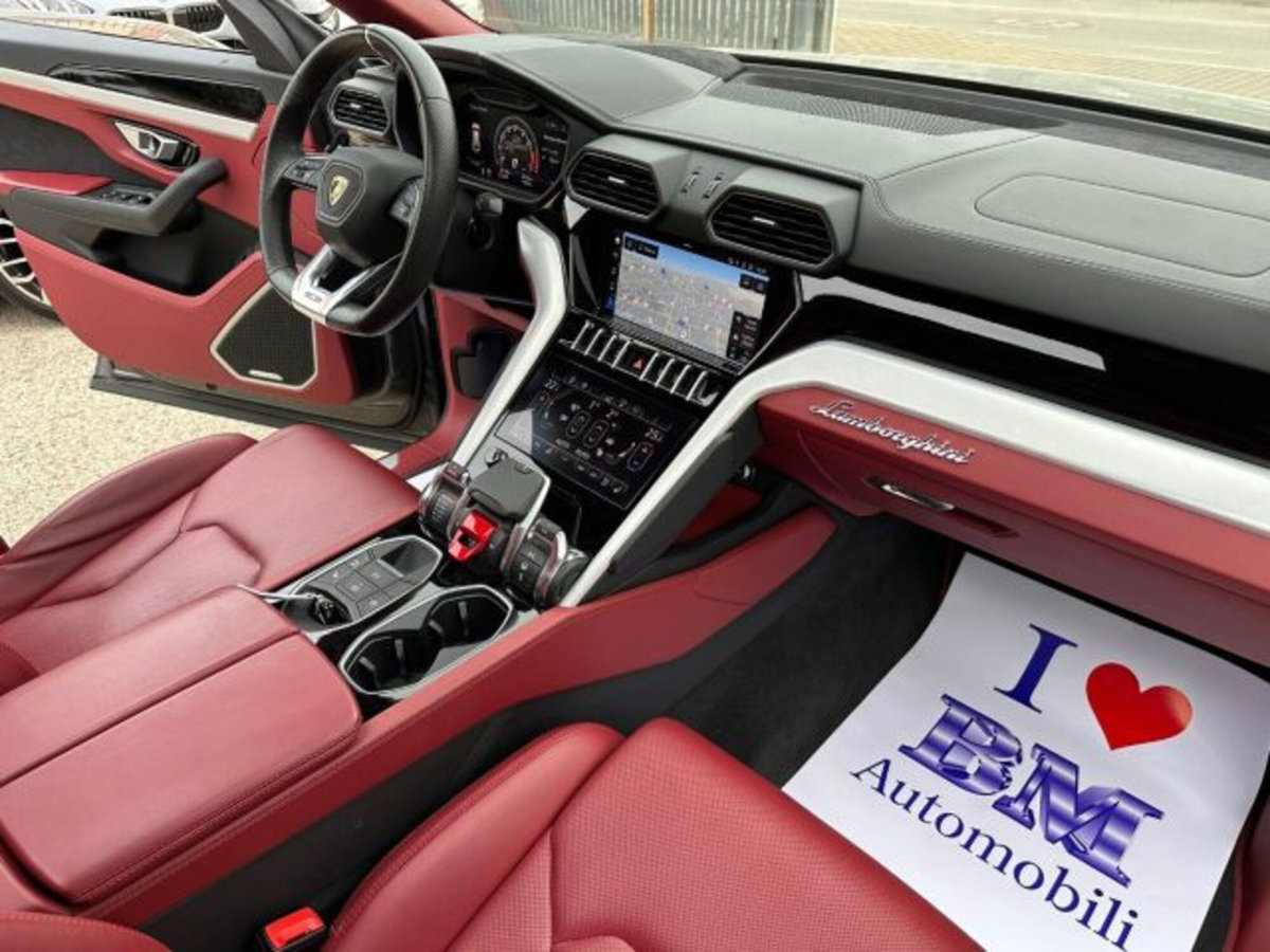 Lamborghini Urus 4.0 (8)
