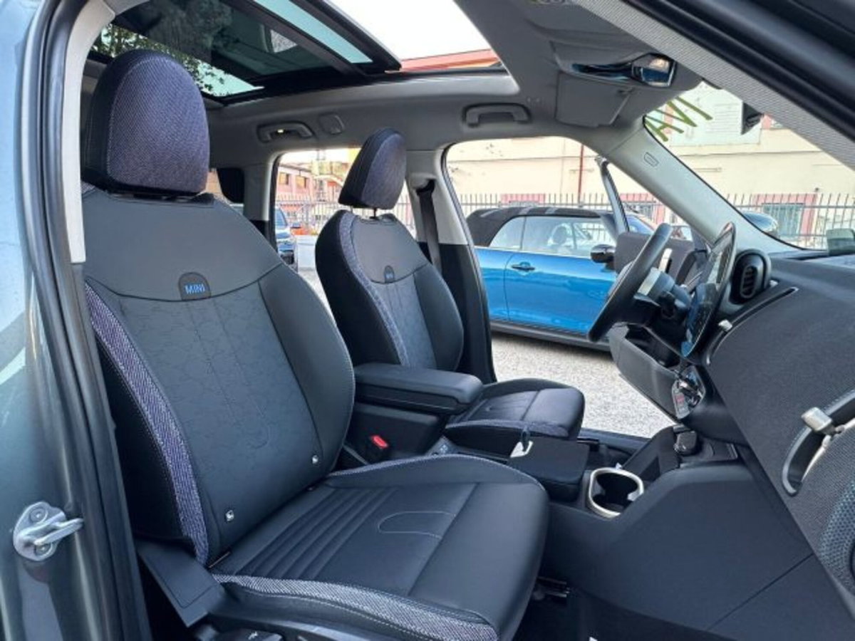MINI Mini Countryman E Blackyard (7)