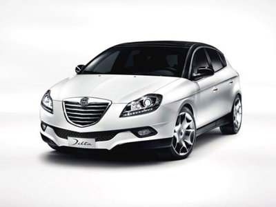 Lancia Delta 1.6 MJT DPF 105 CV Silver