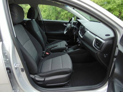 Kia Stonic 1.2 DPI Urban (18)