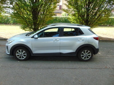 Kia Stonic 1.2 DPI Urban (4)
