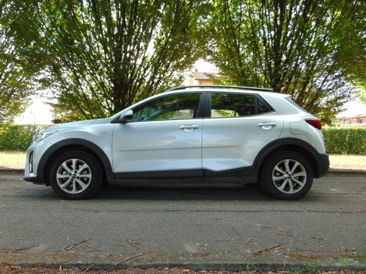 Kia Stonic 1.2 DPI Urban (5)