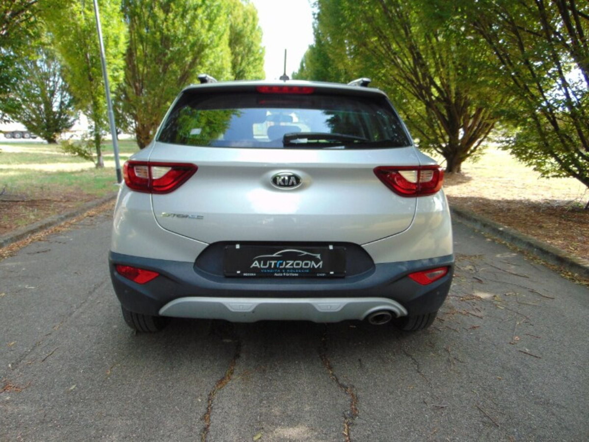 Kia Stonic 1.2 DPI Urban (9)