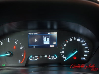 Ford Fiesta 1.0 Ecoboost Hybrid 125 CV DCT 5 porte ST-Line (10)