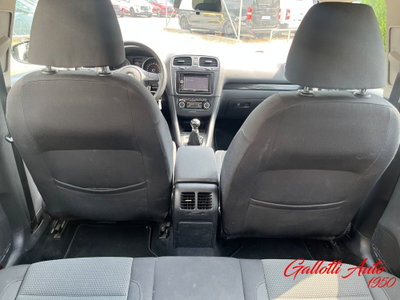 Volkswagen Golf 1.6 TDI DPF DSG 5p. Comfortline (19)