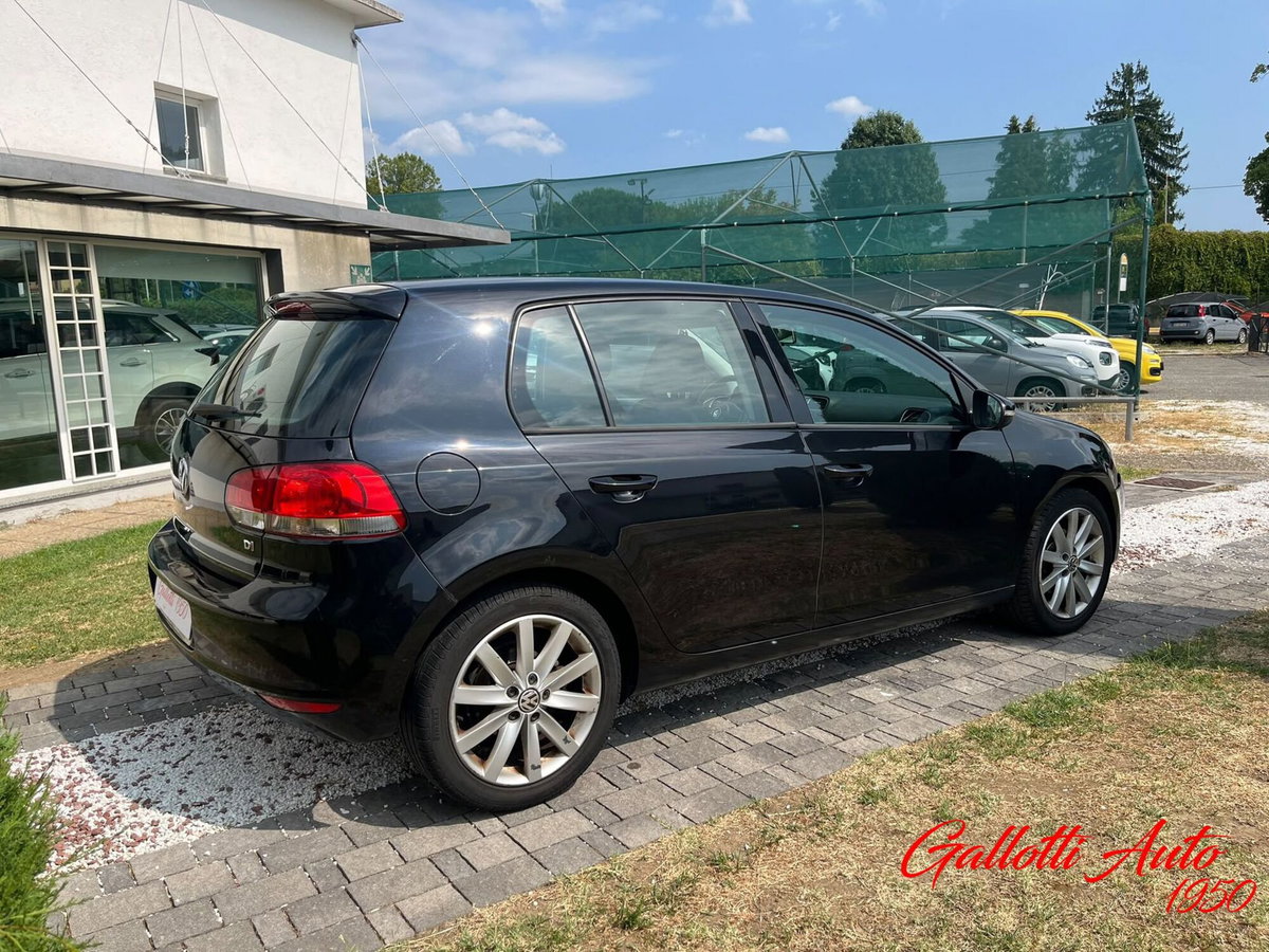 Volkswagen Golf 1.6 TDI DPF DSG 5p. Comfortline (7)