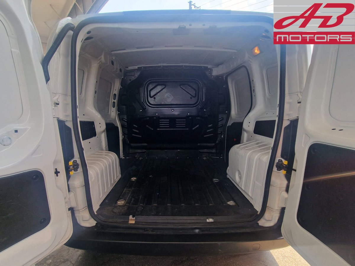 Fiat Fiorino 1.3 MJT 95CV Cargo (18)
