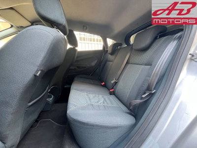 Ford Fiesta 1.4 5p. Bz.- GPL Titanium (11)