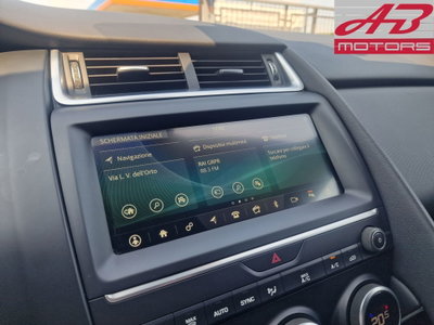 Jaguar E-Pace 2.0D 150 CV R-Dynamic (16)