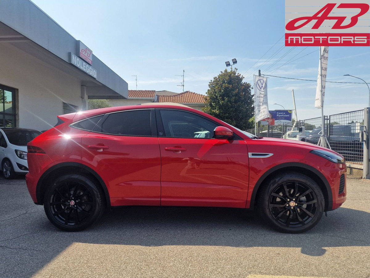 Jaguar E-Pace 2.0D 150 CV R-Dynamic (3)