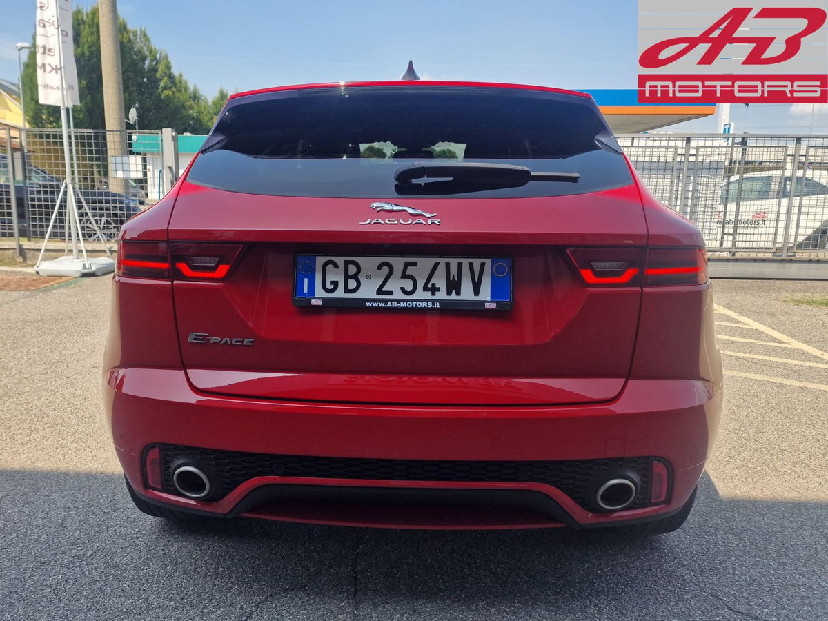Jaguar E-Pace 2.0D 150 CV R-Dynamic (5)