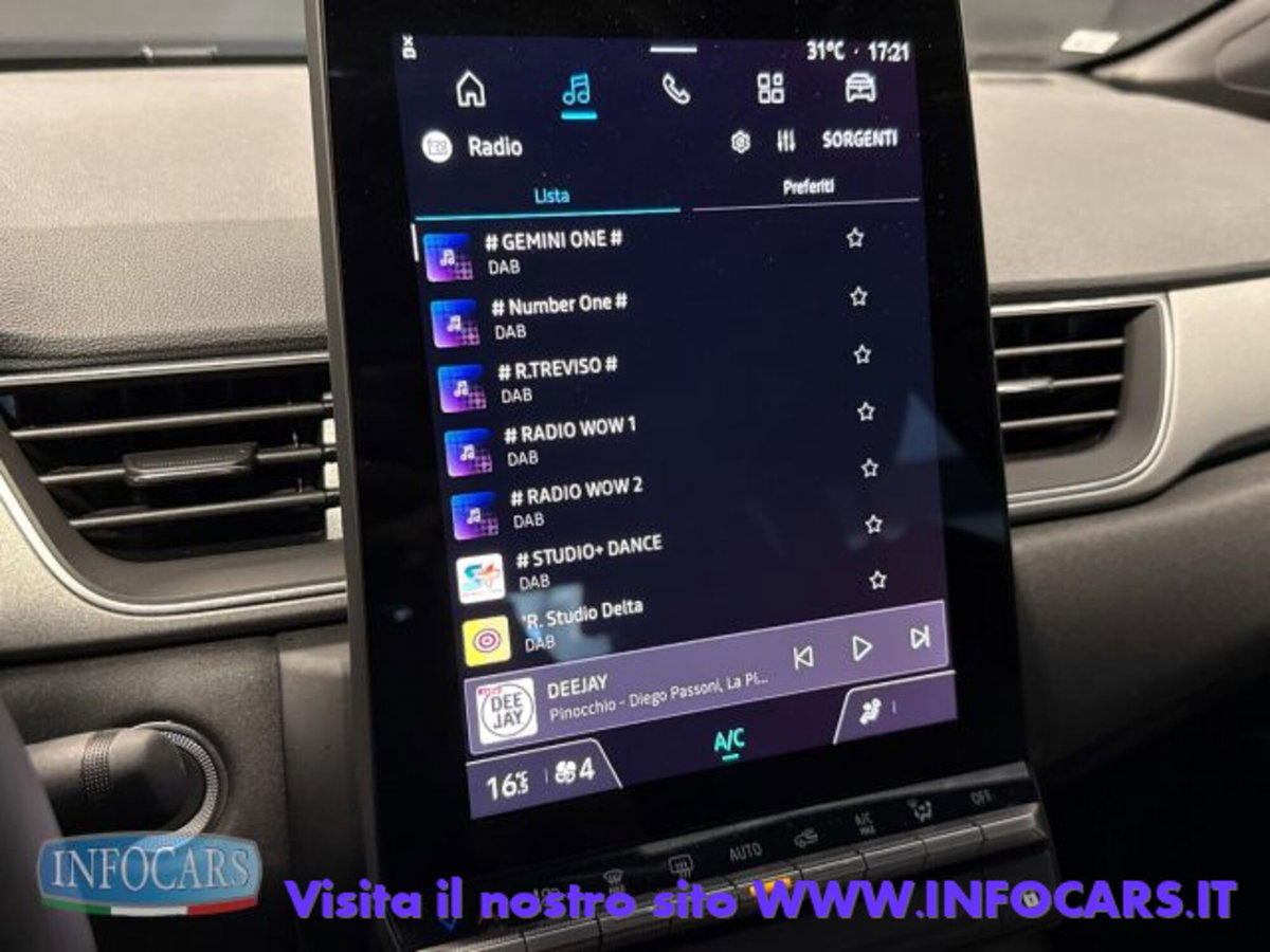 Renault Captur Full Hybrid E-Tech 145 CV Techno (18)