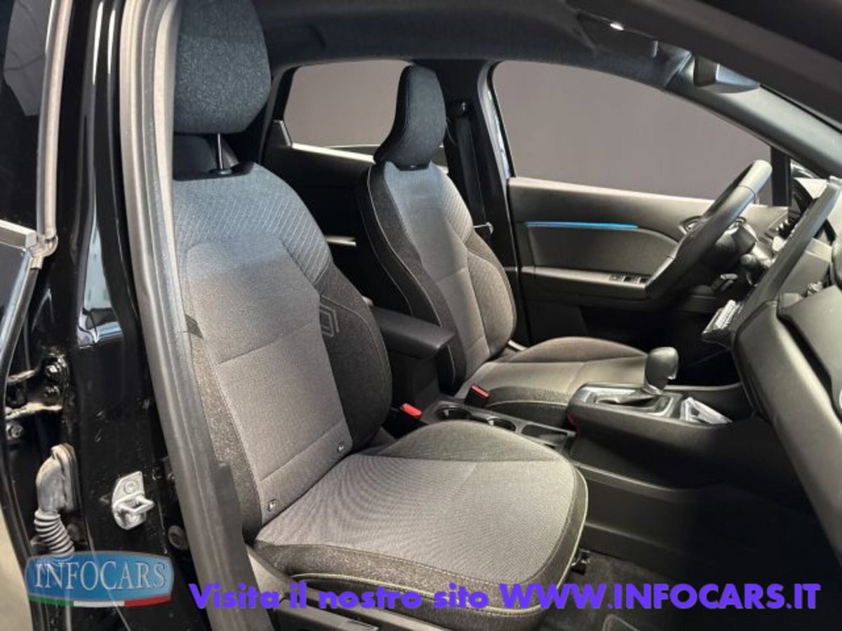 Renault Captur Full Hybrid E-Tech 145 CV Techno (6)