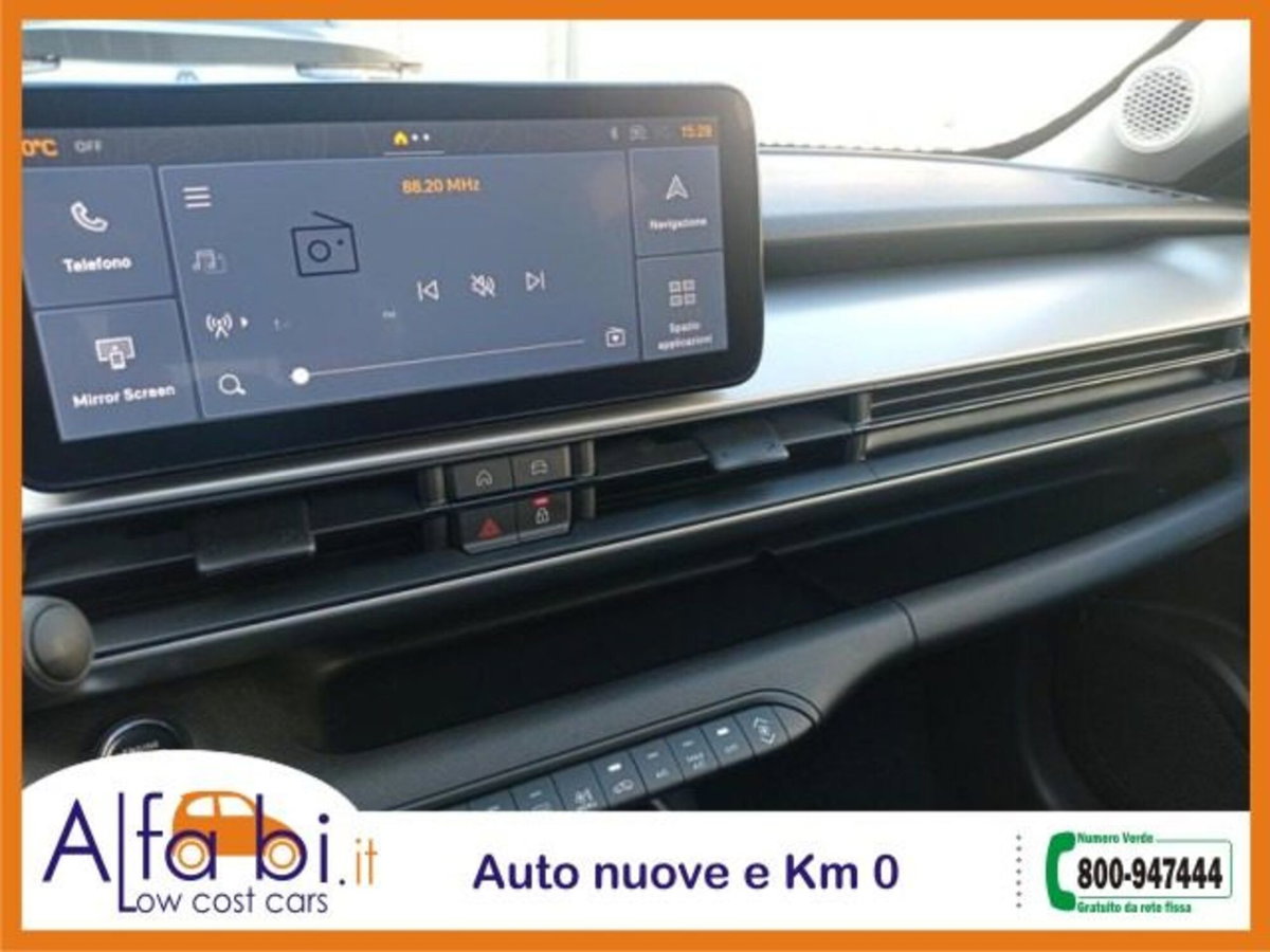 Jeep Avenger 1.2 turbo Summit fwd 100cv (14)