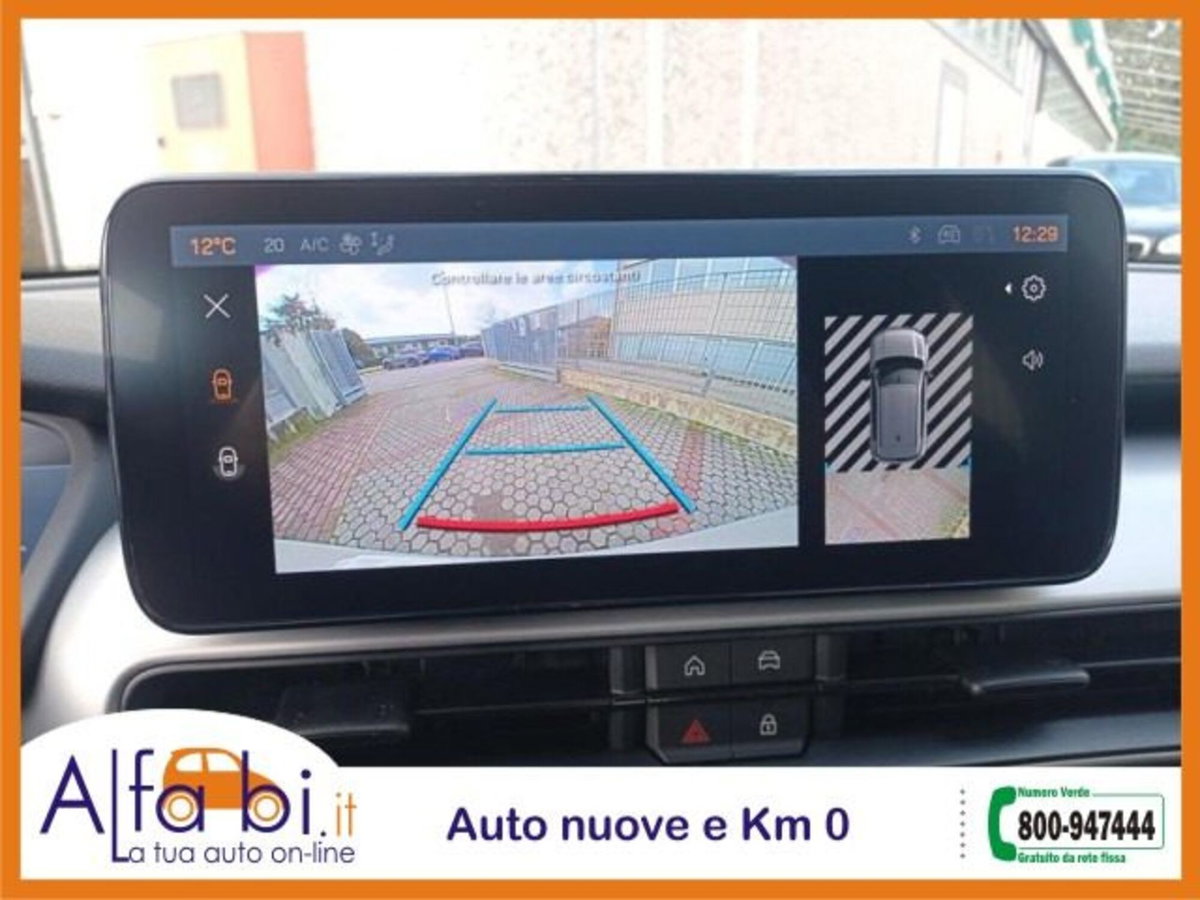 Jeep Avenger 1.2 turbo e-hybrid mhev Upland 4xe 145cv edct6 (13)