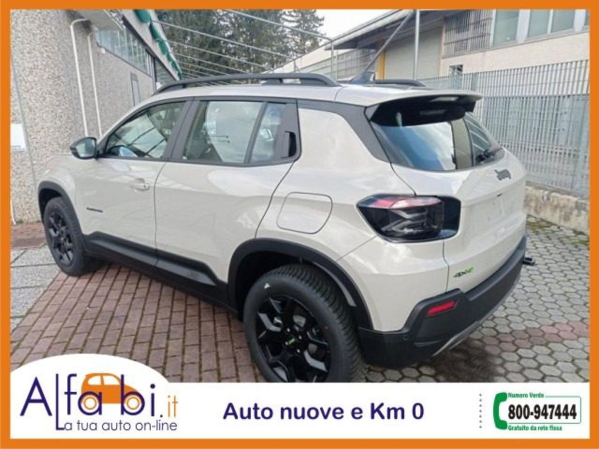 Jeep Avenger 1.2 turbo e-hybrid mhev Upland 4xe 145cv edct6 (3)