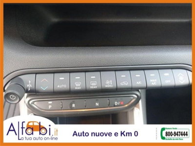 Jeep Avenger 1.2 turbo e-hybrid mhev Upland 4xe 145cv edct6 (15)