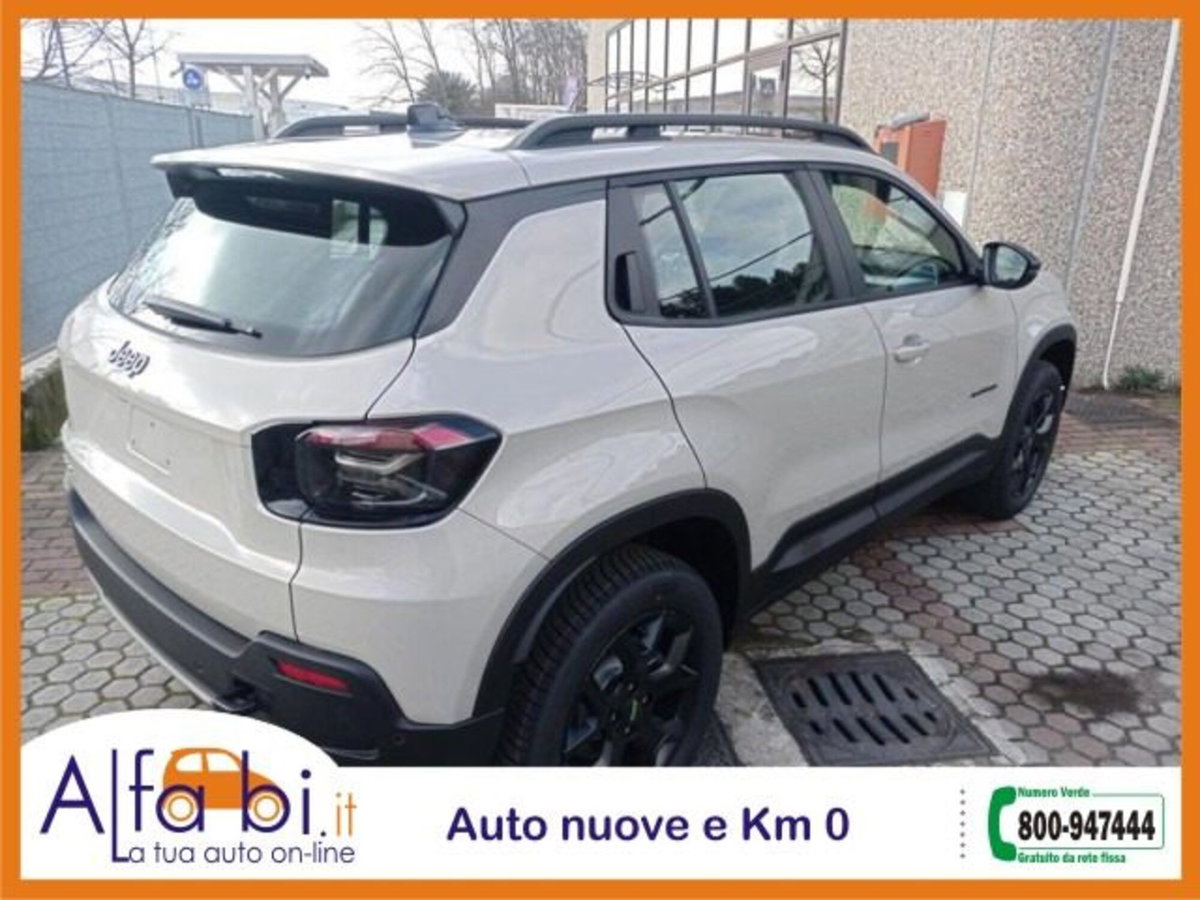Jeep Avenger 1.2 turbo e-hybrid mhev Upland 4xe 145cv edct6 (4)