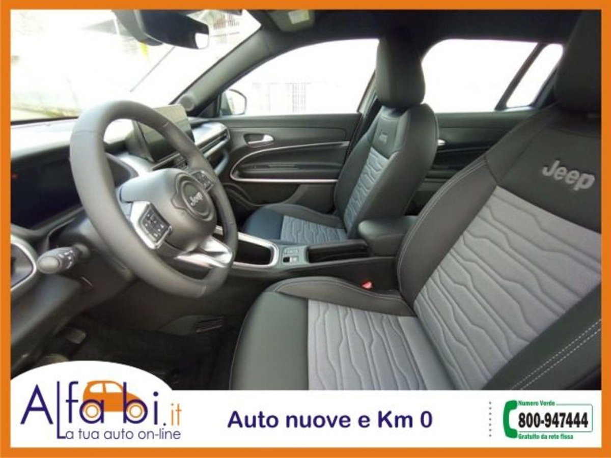Jeep Avenger 1.2 turbo e-hybrid mhev Upland 4xe 145cv edct6 (7)