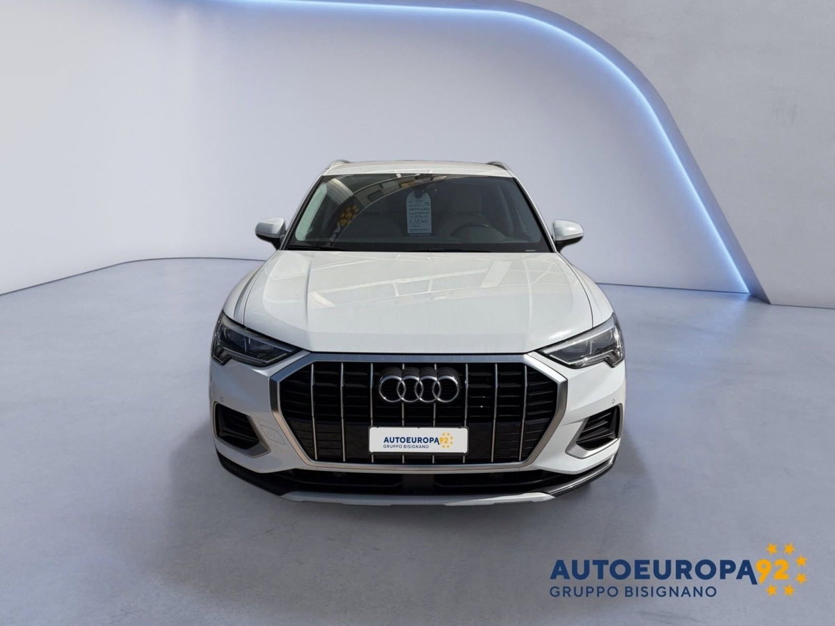 Audi Q3 35 TDI quattro S tronic Business Advanced (4)