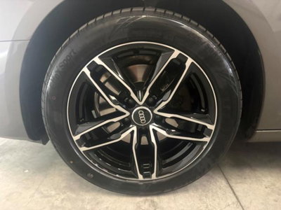 Audi A4 Avant 35 TDI/163 CV S tronic Business Advanced (16)