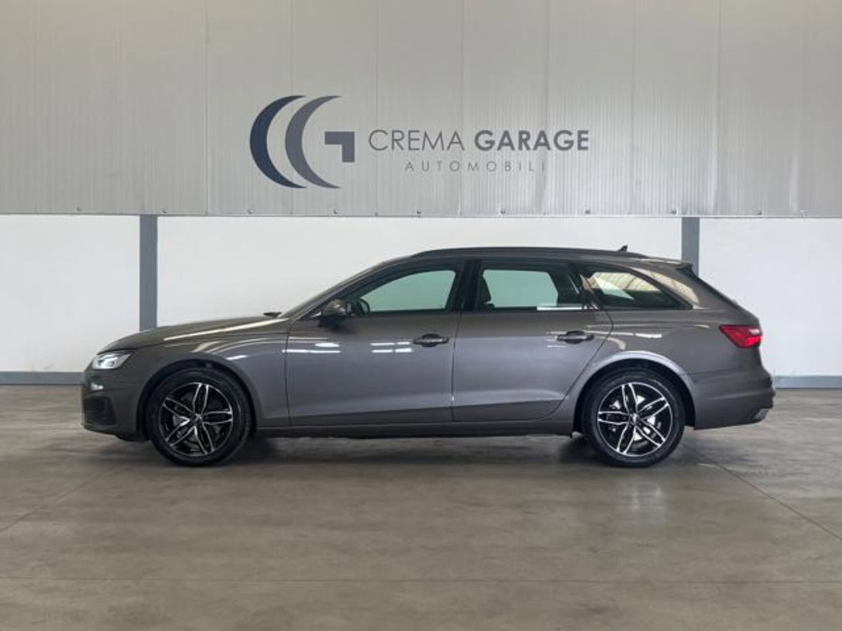 Audi A4 Avant 35 TDI/163 CV S tronic Business Advanced (4)