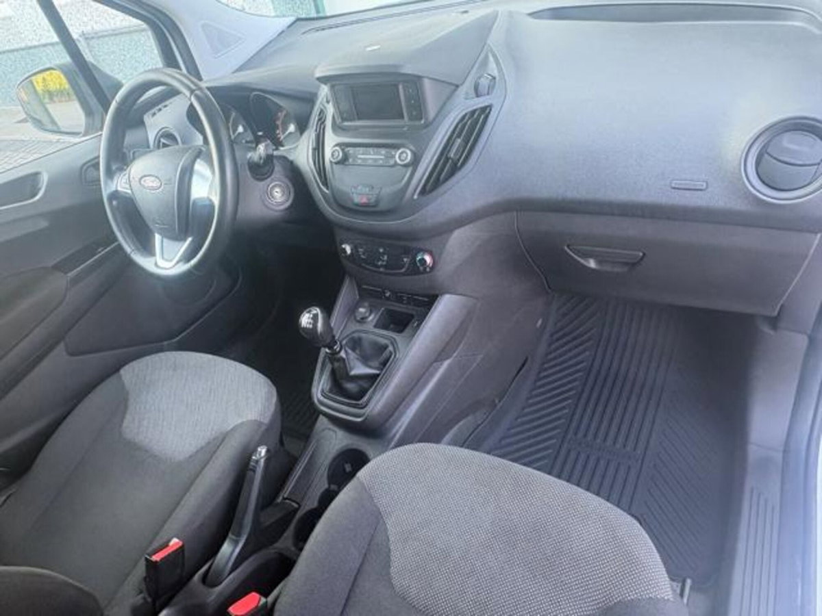 Ford Transit Courier 1.5 TDCi 75CV  Entry (10)