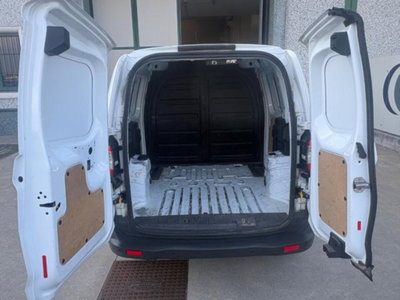 Ford Transit Courier 1.5 TDCi 75CV  Entry (12)