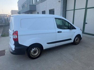 Ford Transit Courier 1.5 TDCi 75CV  Entry (6)