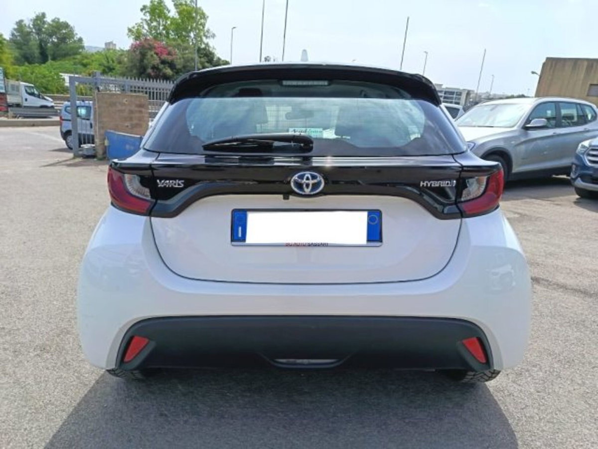 Toyota Yaris Cross 1.5 Hybrid 5p. E-CVT Lounge (8)