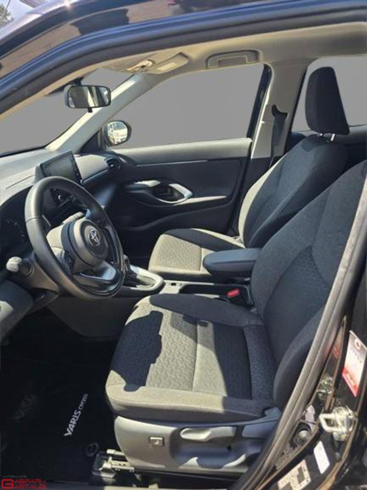 Toyota Yaris Cross 1.5h GR Sport Black Sky fwd 116cv e-cvt (13)