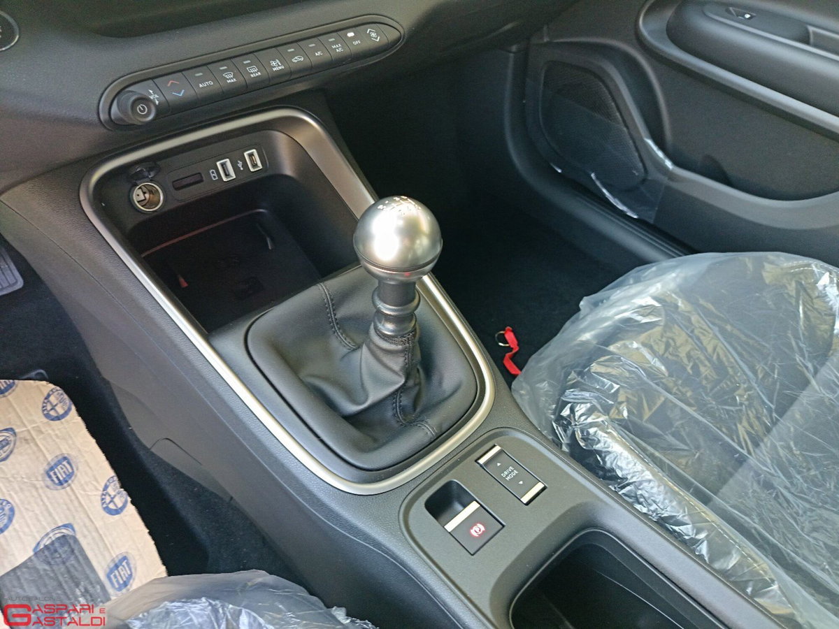 Jeep Avenger 1.2 turbo Summit fwd 100cv (18)