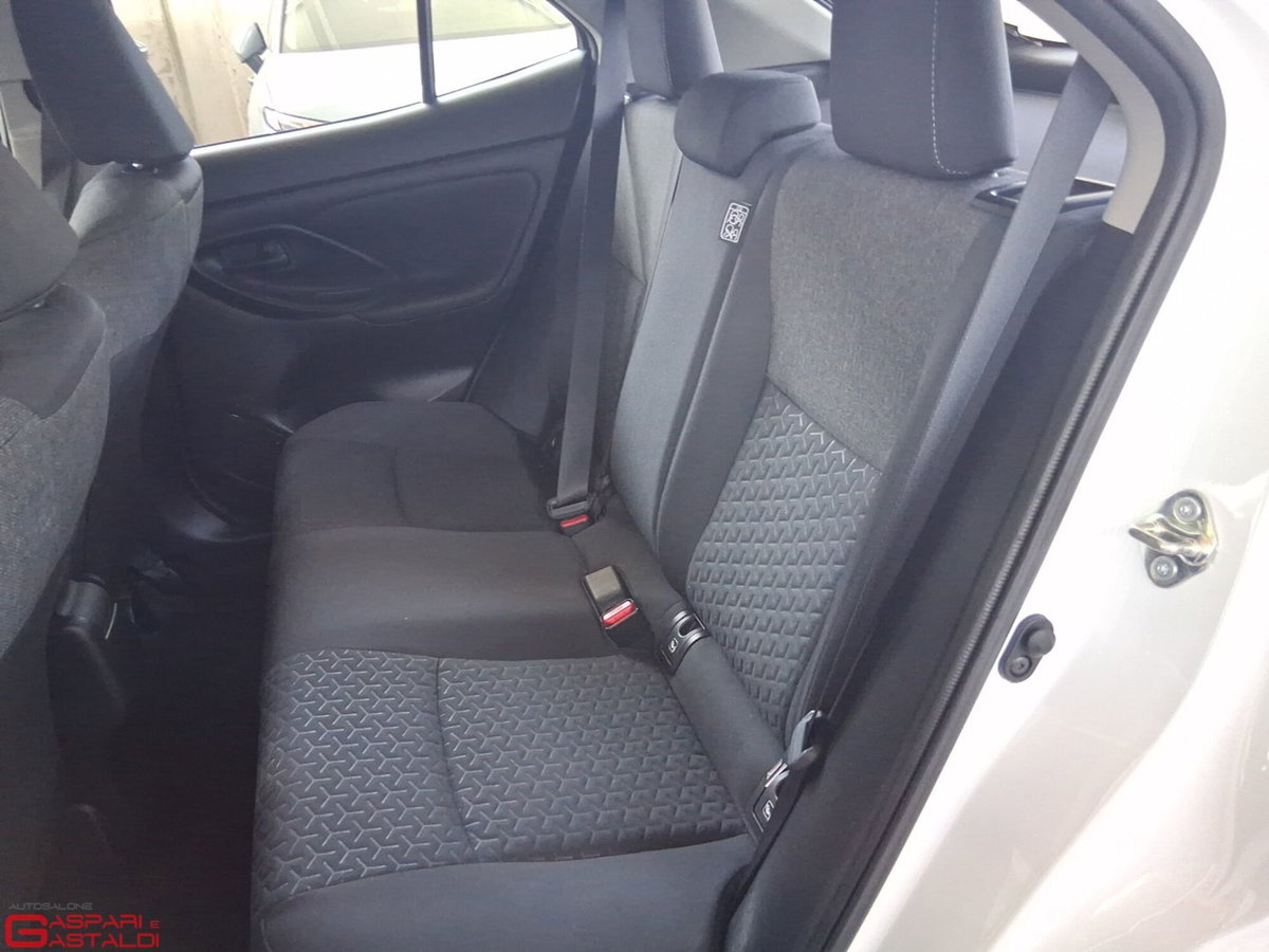 Toyota Yaris Cross Active fwd 115cv e-cvt (7)
