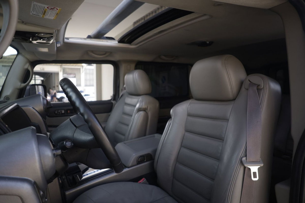 Hummer H2 V8 Luxury (16)